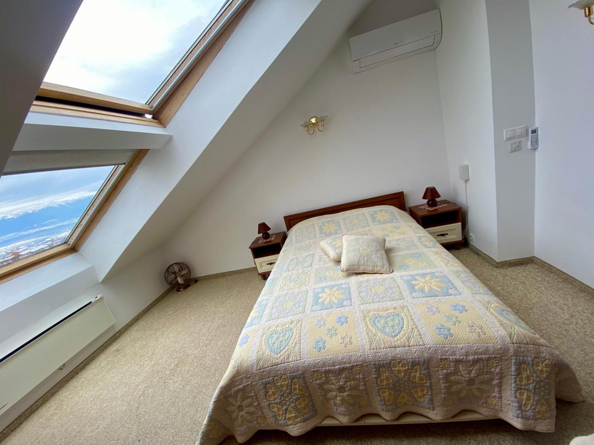 Luxury Penthouse With A Lavish Spa And 2 En-Suite Bedrooms Банско Экстерьер фото